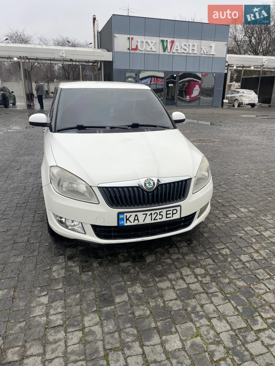 2010 Skoda Fabia - мініатюра 8