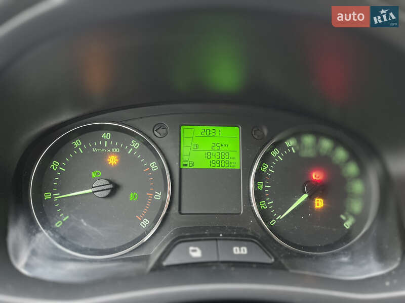 Універсал Skoda Fabia 2012 в Ужгороді