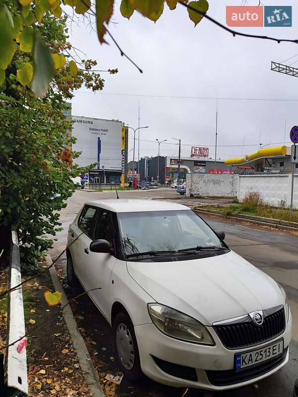 Хетчбек Skoda Fabia 2013 в Києві фото 4 Хетчбек Skoda Fabia 2013 в Києві