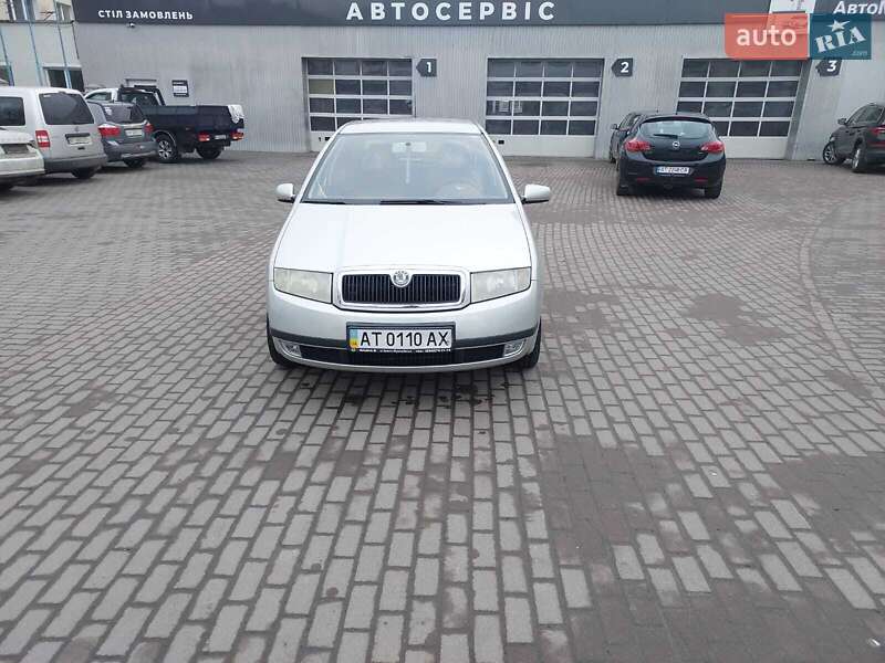 Седан Skoda Fabia 2004 в Калуші