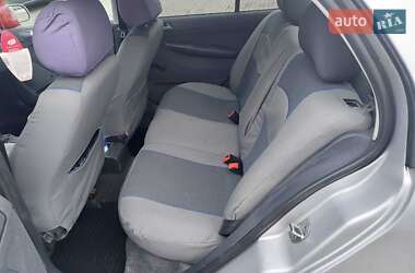 Седан Skoda Fabia 2004 в Калуші