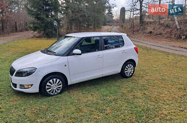 Хэтчбек Skoda Fabia 2014 в Ужгороде