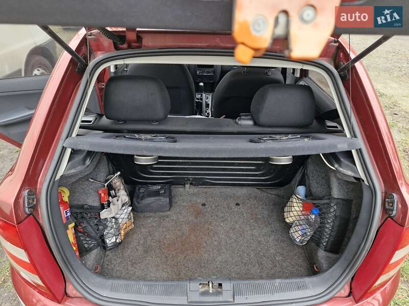 Хетчбек Skoda Fabia 2007 в Києві