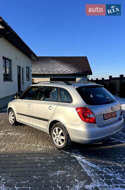 Универсал Skoda Fabia 2010 в Луцке