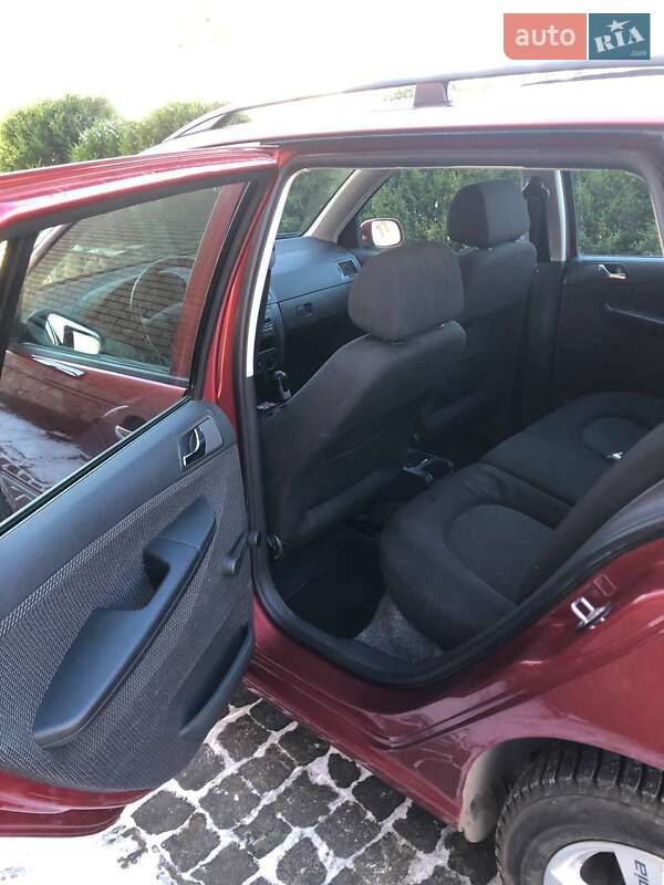 Универсал Skoda Fabia 2006 в Ровно