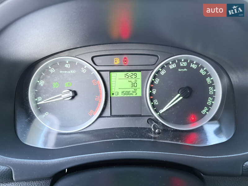 Універсал Skoda Fabia 2010 в Луцьку