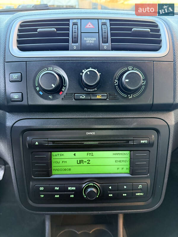 Універсал Skoda Fabia 2010 в Луцьку