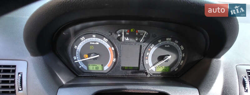 Універсал Skoda Fabia 2005 в Шепетівці