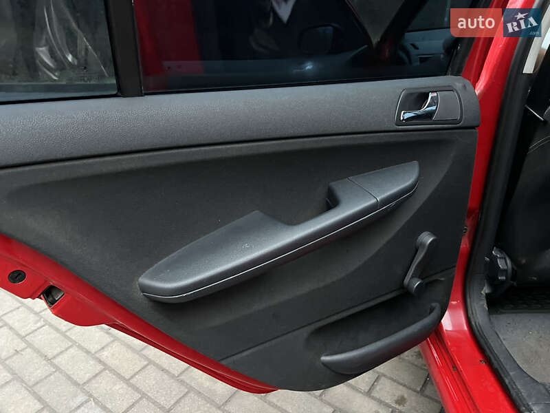 Хетчбек Skoda Fabia 2007 в Києві