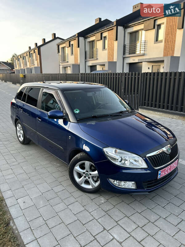 Універсал Skoda Fabia 2010 в Івано-Франківську