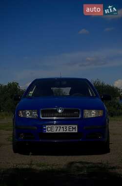 Хэтчбек Skoda Fabia 2004 в Черновцах
