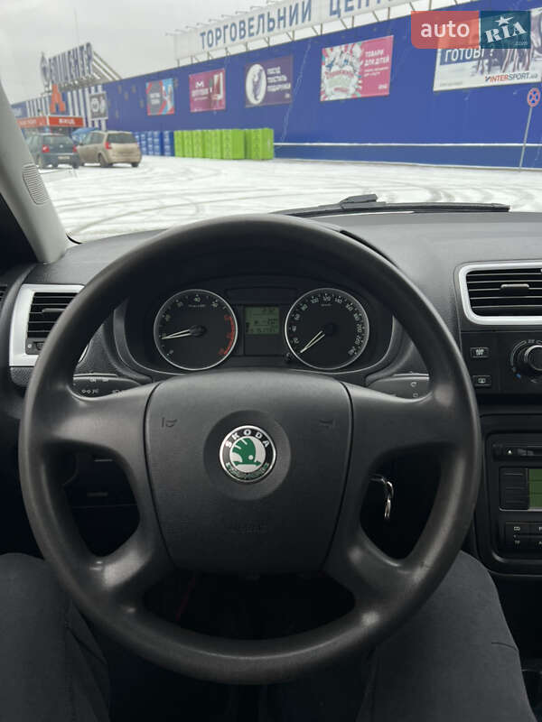 Універсал Skoda Fabia 2009 в Нововолинську