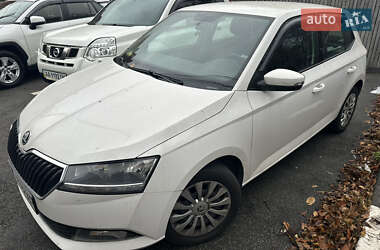 Хэтчбек Skoda Fabia 2020 в Киеве