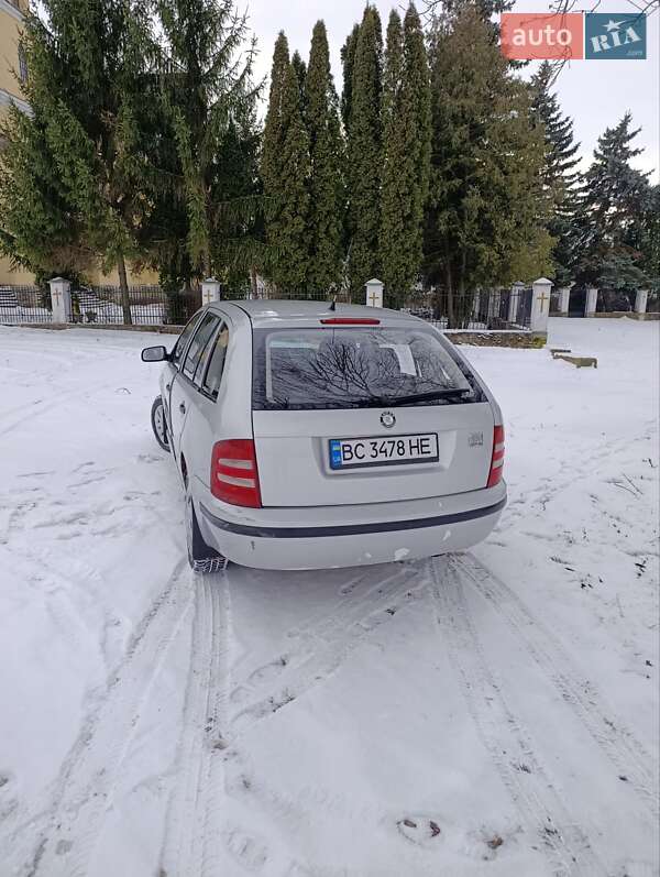 Универсал Skoda Fabia 2001 в Тернополе