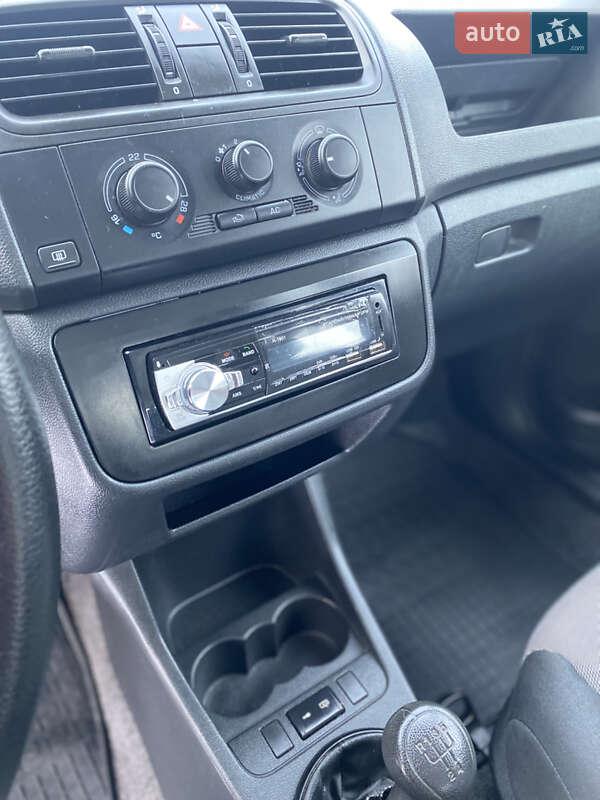 Универсал Skoda Fabia 2009 в Хороле