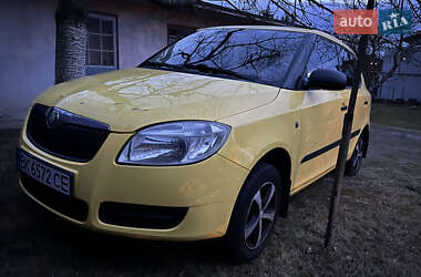 Хетчбек Skoda Fabia 2008 в Чорткові