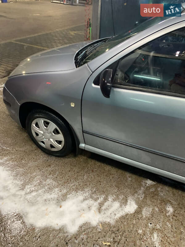 Хетчбек Skoda Fabia 2005 в Батурині