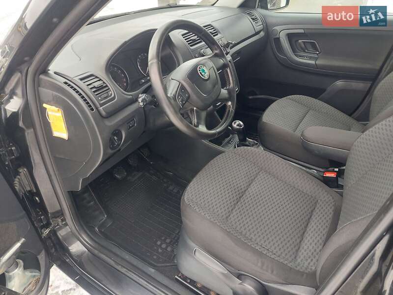 Універсал Skoda Fabia 2010 в Рівному