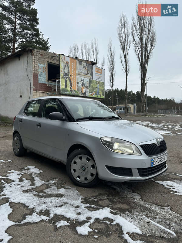 Хетчбек Skoda Fabia 2011 в Саврані