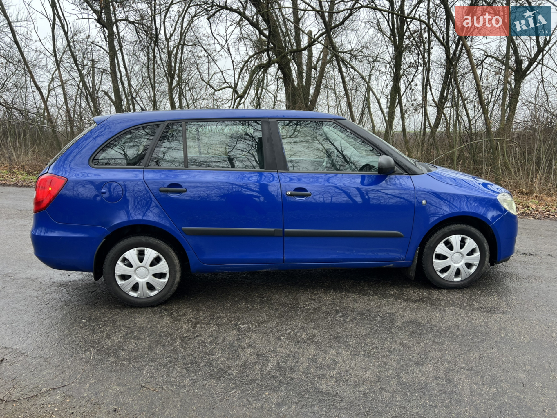 2010 Skoda Fabia - мініатюра 4