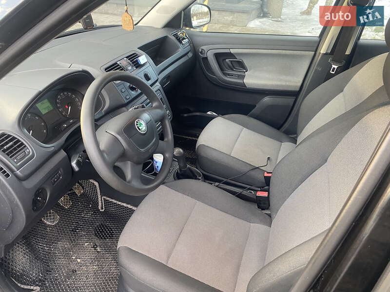 Універсал Skoda Fabia 2011 в Івано-Франківську