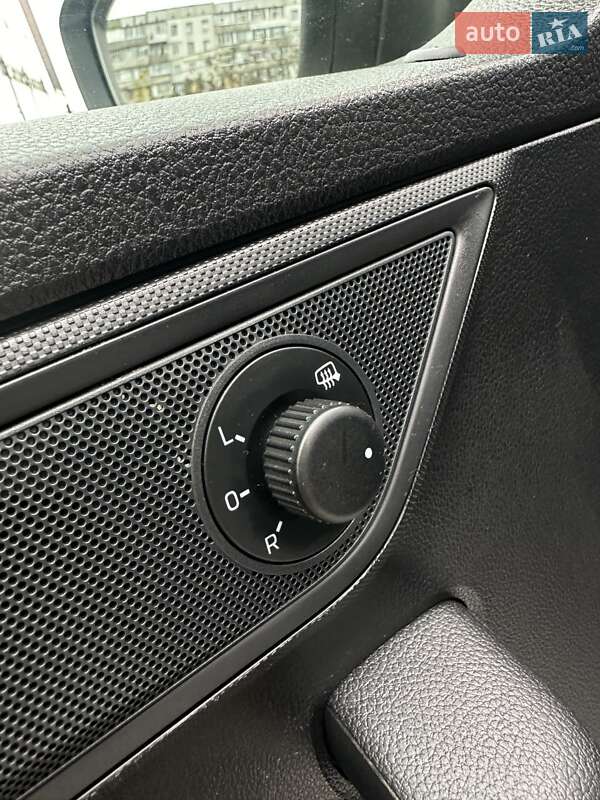 Хэтчбек Skoda Fabia 2019 в Сумах