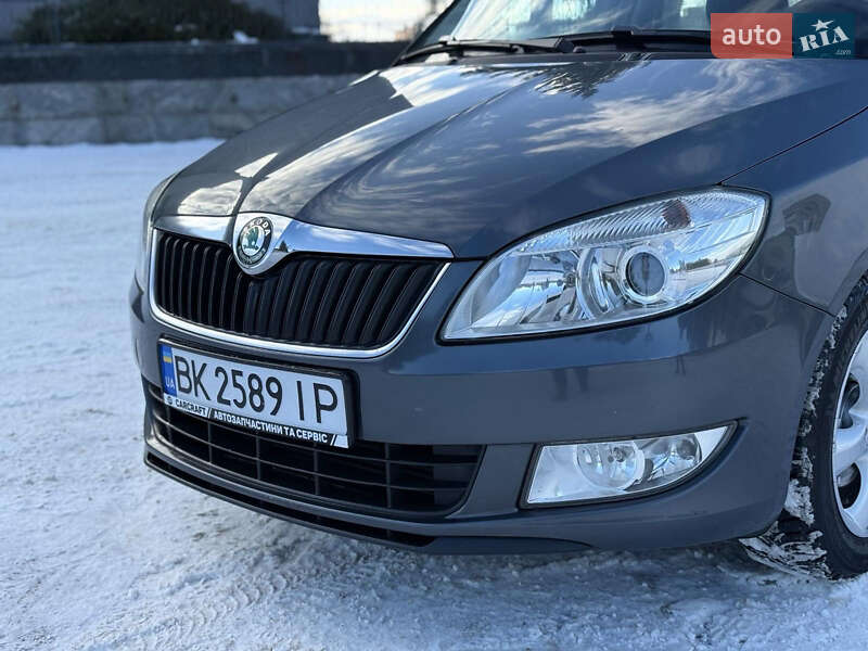 Універсал Skoda Fabia 2010 в Рівному фото 2 Універсал Skoda Fabia 2010 в Рівному