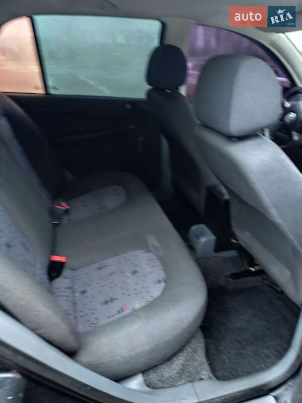 Хэтчбек Skoda Fabia 2004 в Червоногригорьевцы фото 7 Хэтчбек Skoda Fabia 2004 в Червоногригорьевцы