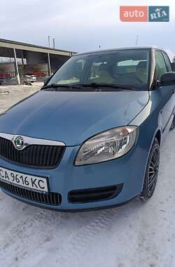 Хэтчбек Skoda Fabia 2008 в Черкассах