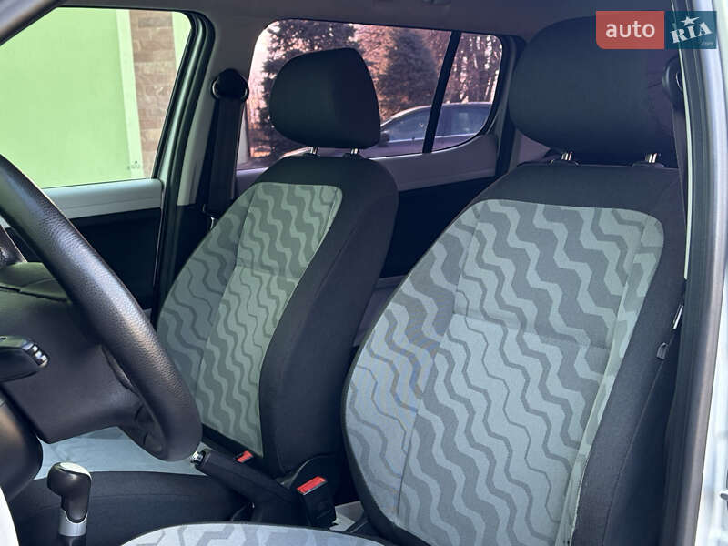 Хетчбек Skoda Fabia 2007 в Дрогобичі фото 57 Хетчбек Skoda Fabia 2007 в Дрогобичі