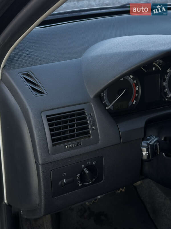 Хетчбек Skoda Fabia 2007 в Львові