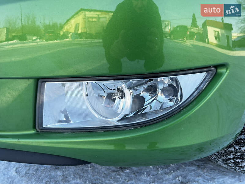 Универсал Skoda Fabia 2011 в Луцке