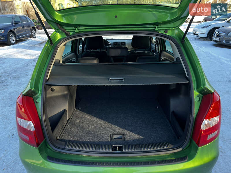 Универсал Skoda Fabia 2011 в Луцке