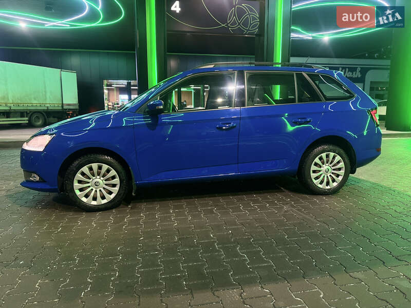 Универсал Skoda Fabia 2021 в Киеве