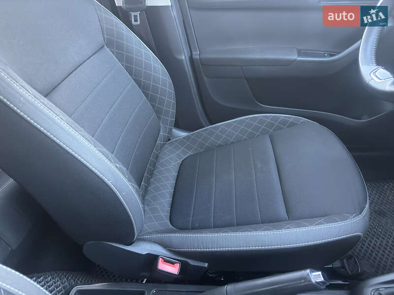 Универсал Skoda Fabia 2021 в Киеве