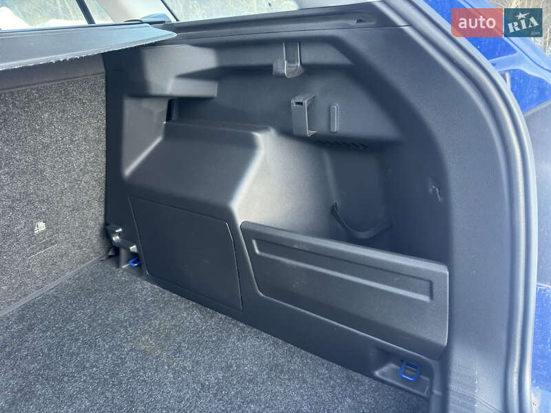 Универсал Skoda Fabia 2021 в Киеве