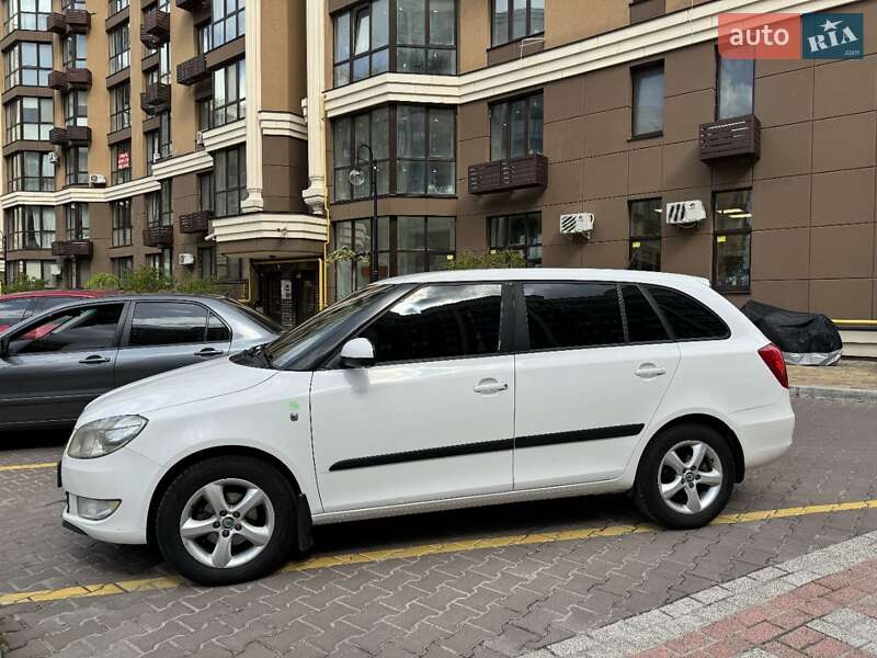 Skoda Fabia 2012 Skoda Fabia 2012