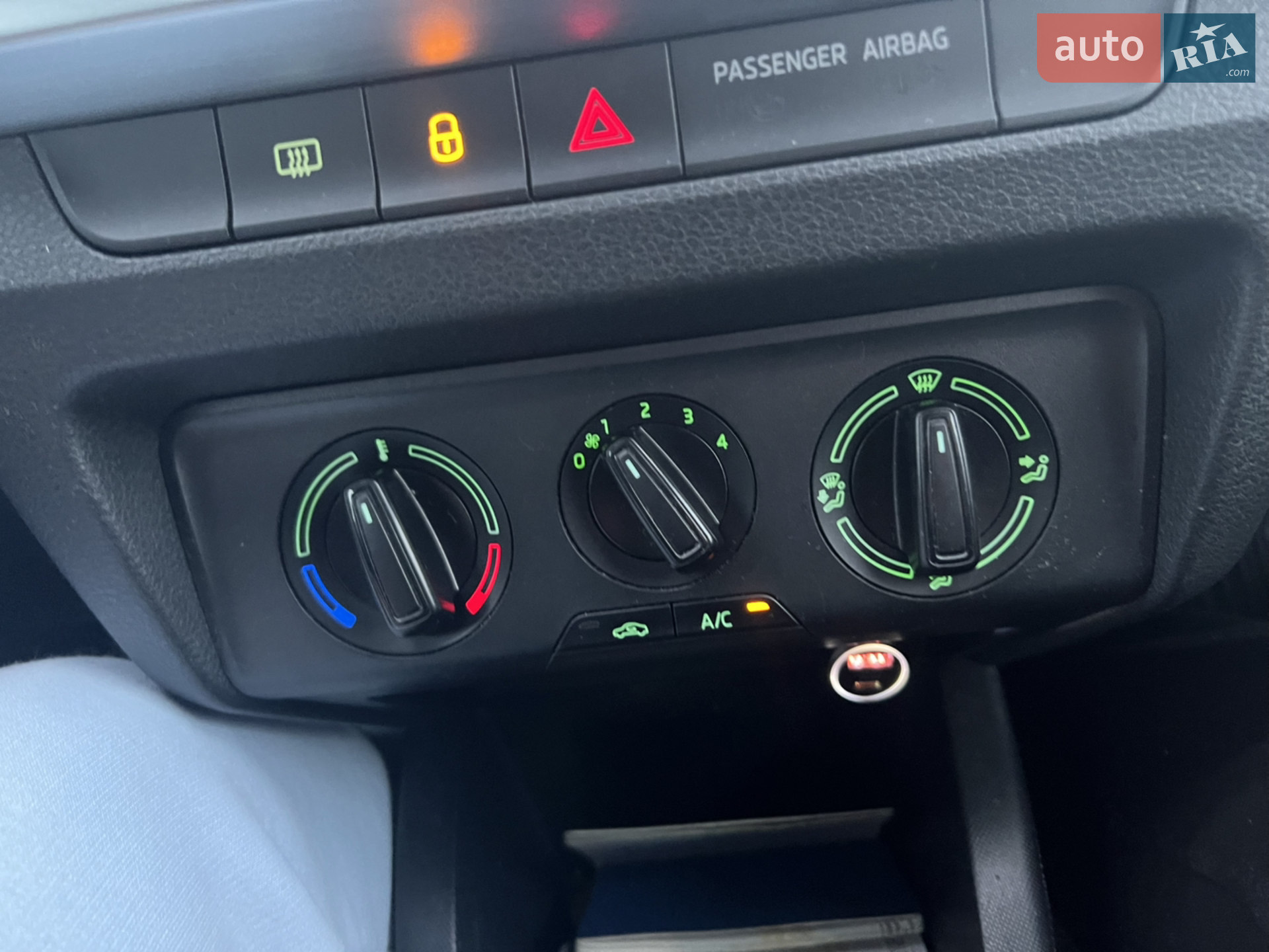 2016 Skoda Fabia - мініатюра 7