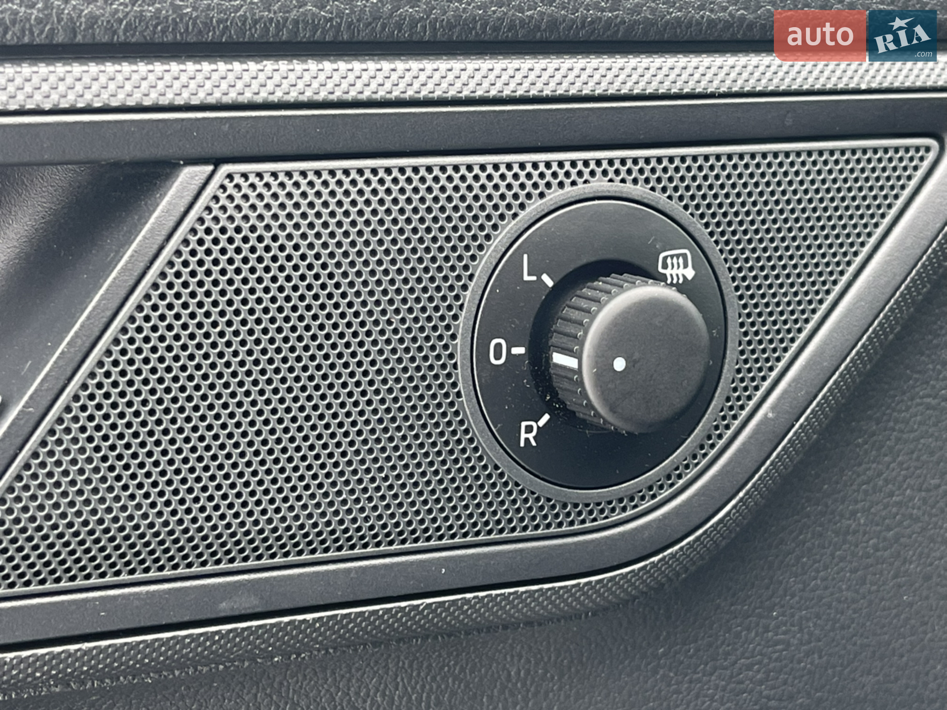 2017 Skoda Fabia - мініатюра 3
