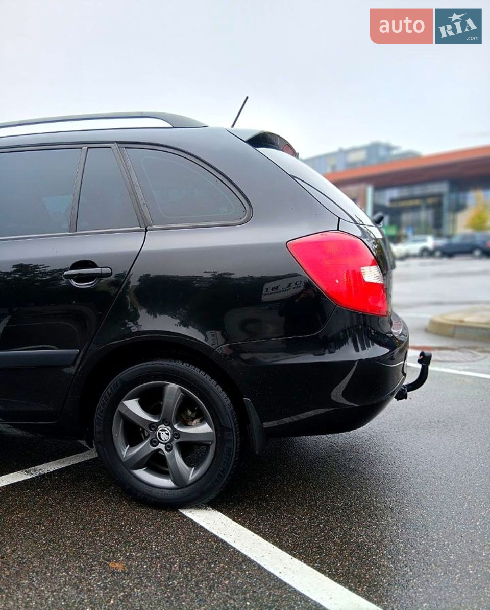 2012 Skoda Fabia - мініатюра 24