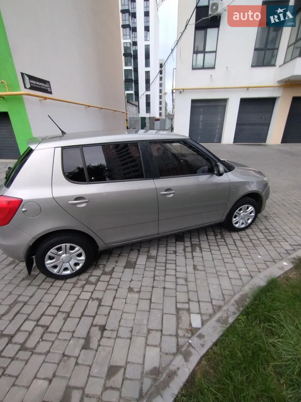 2013 Skoda Fabia - мініатюра 24
