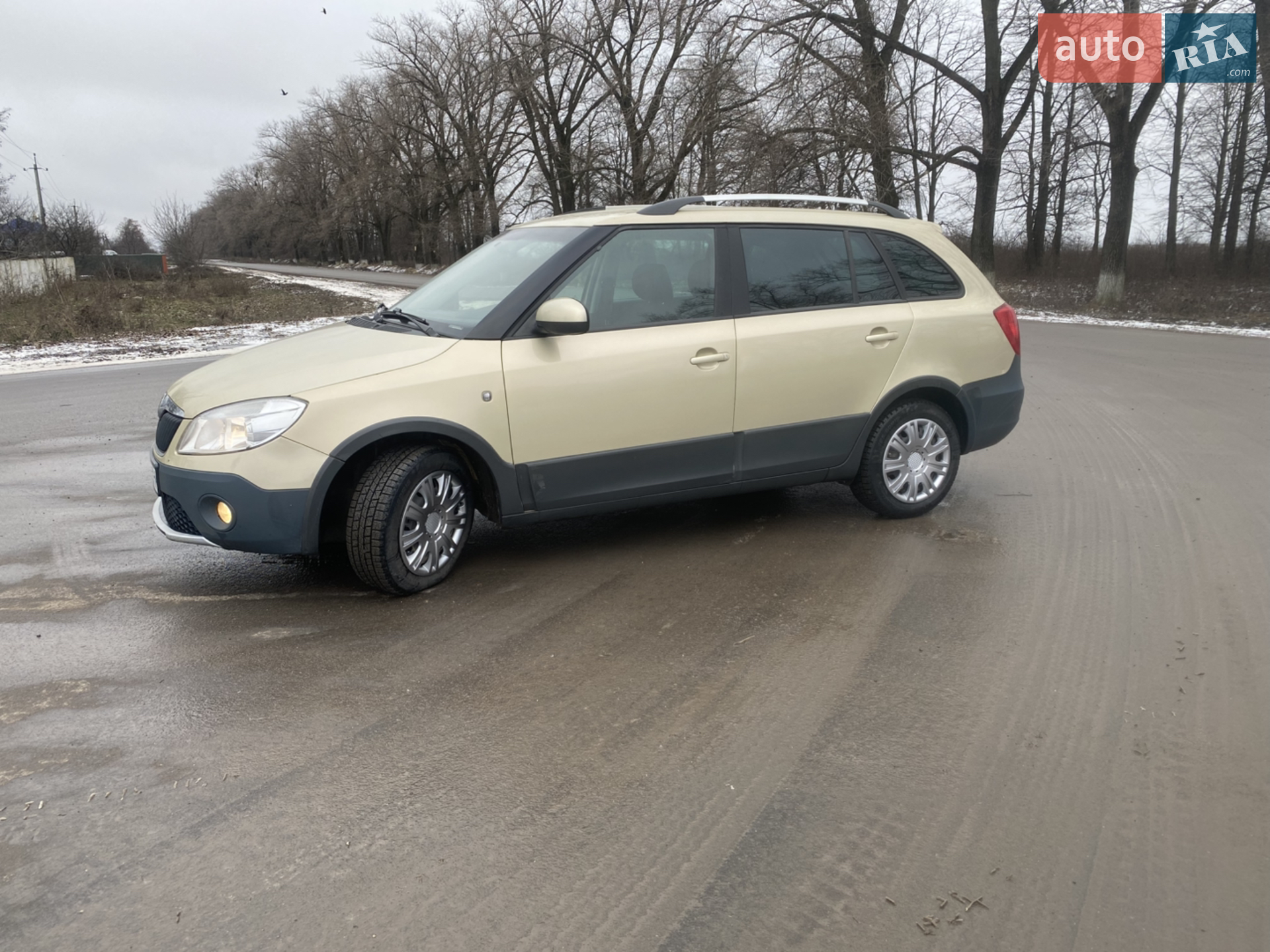 2010 Skoda Fabia - мініатюра 5