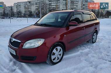 Універсал Skoda Fabia 2008 в Сумах