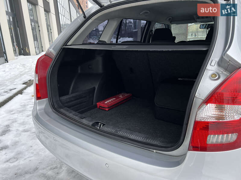 Универсал Skoda Fabia 2011 в Ивано-Франковске