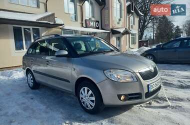 Универсал Skoda Fabia 2008 в Тернополе