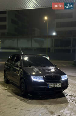 Хэтчбек Skoda Fabia 2003 в Ужгороде