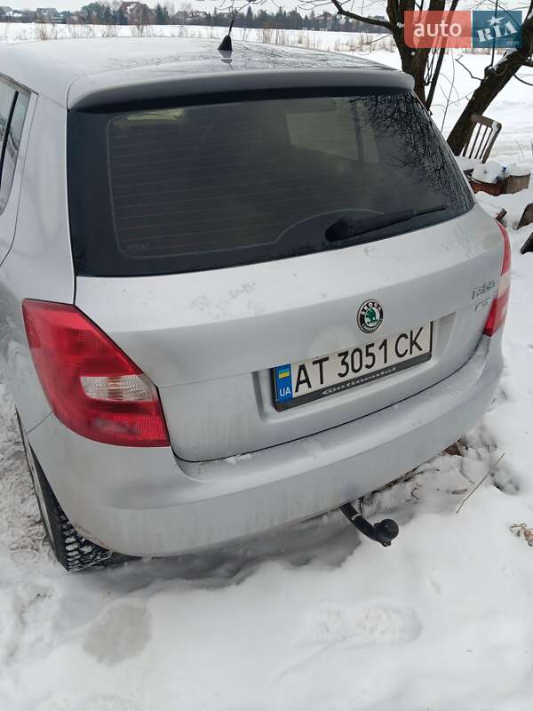Хэтчбек Skoda Fabia 2011 в Ивано-Франковске фото 4 Хэтчбек Skoda Fabia 2011 в Ивано-Франковске