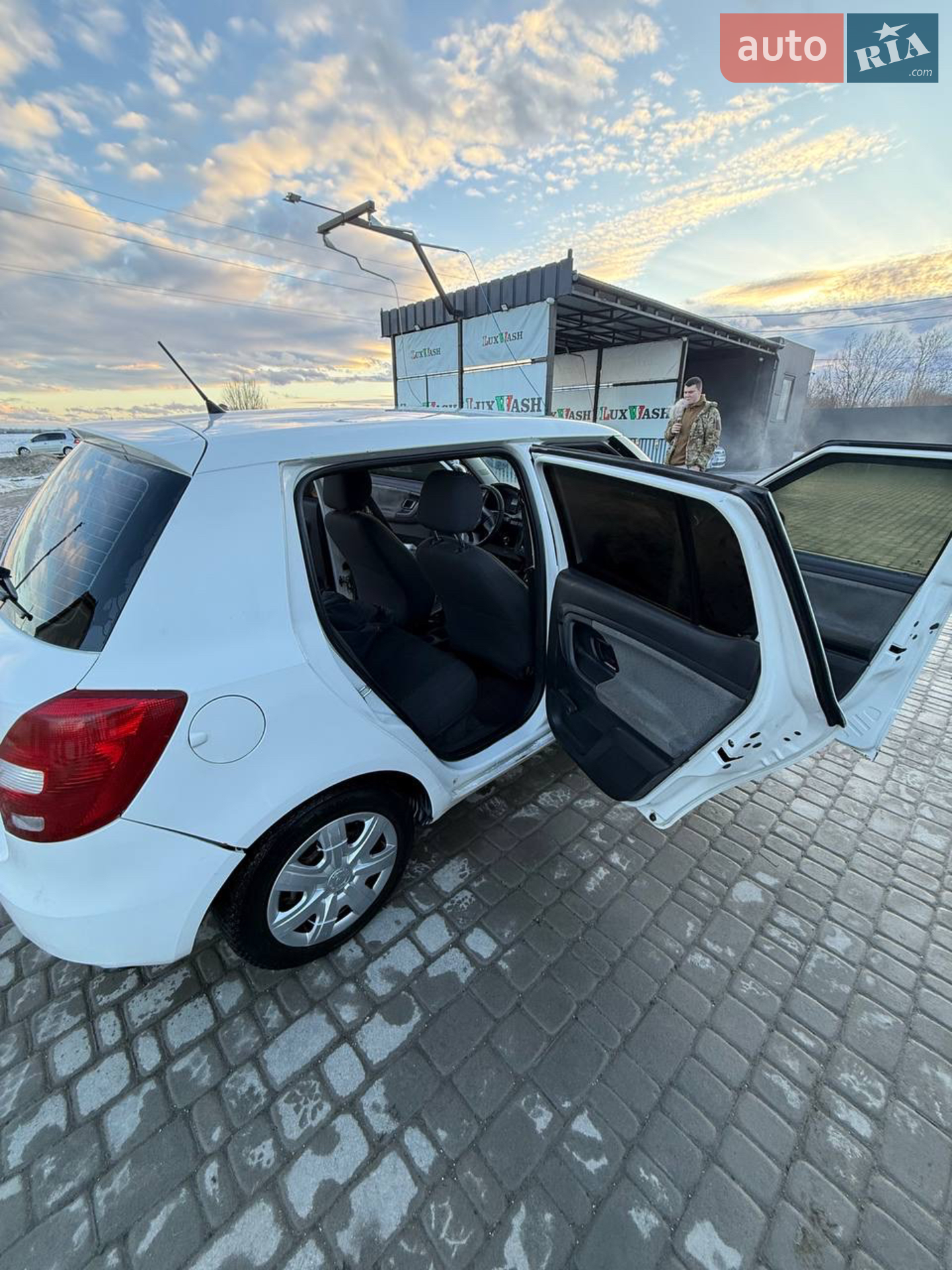 2012 Skoda Fabia - мініатюра 12