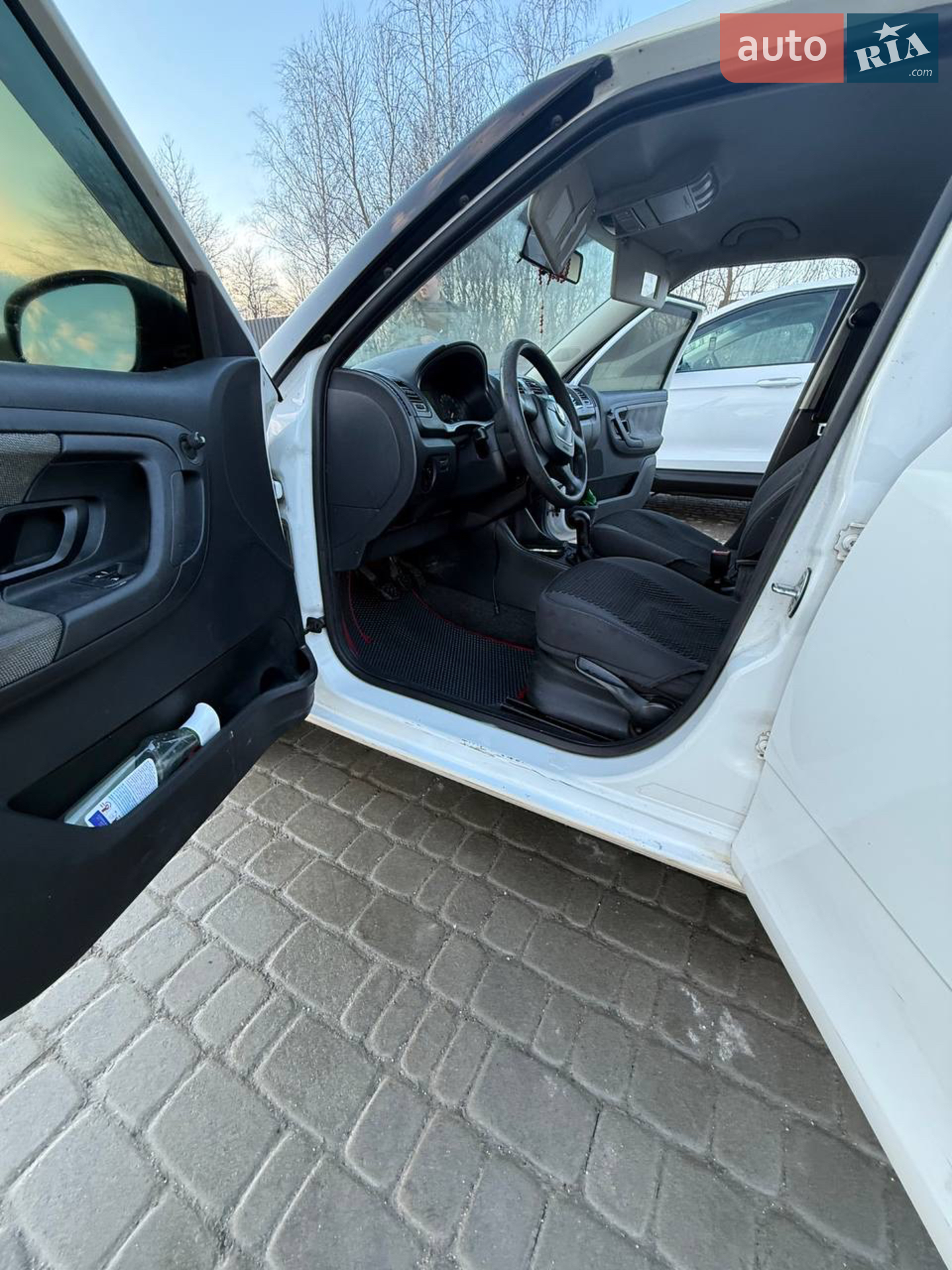2012 Skoda Fabia - мініатюра 25