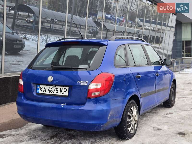 Универсал Skoda Fabia 2009 в Киеве